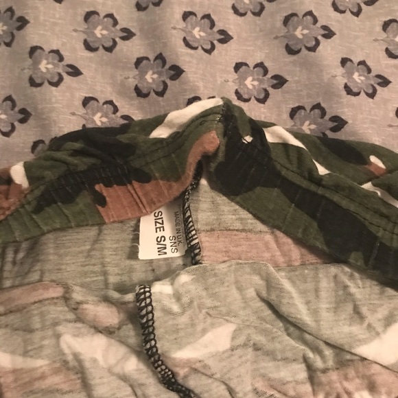 Camo leggings - Picture 3 of 3